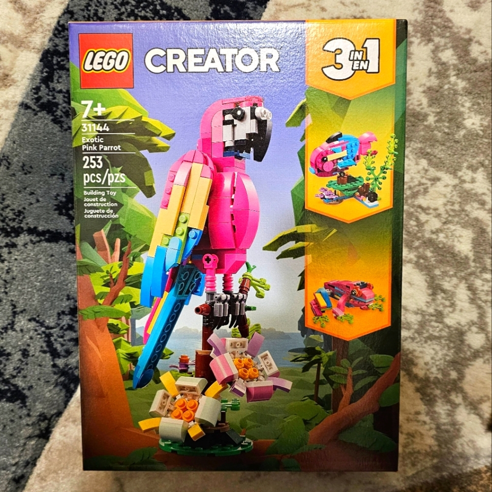 LEGO Creator 3-in-1 Exotic Pink Parrot